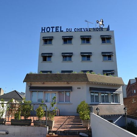 Le Cheval Noir Hotel Paris Pantin Eksteriør billede